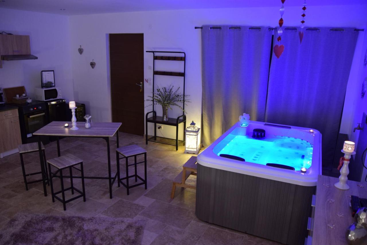 Gites Spa De Charme L Etoile Spa Beynac-et-Cazenac Eksteriør bilde