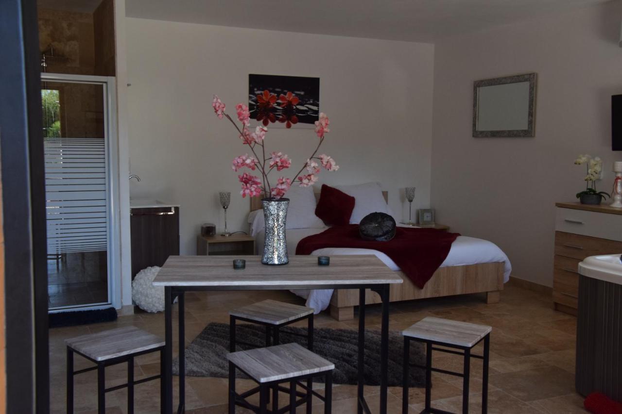 Gites Spa De Charme L Etoile Spa Beynac-et-Cazenac Eksteriør bilde